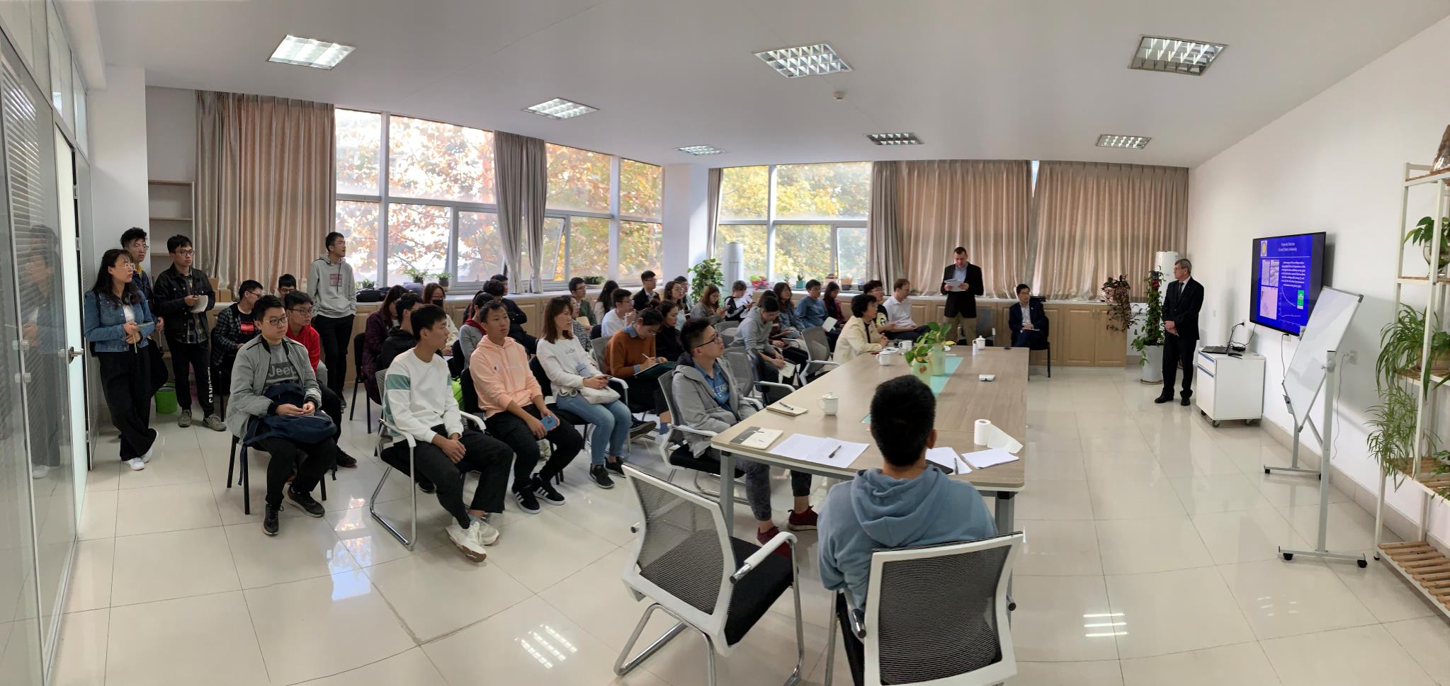 mmexport1574104083945